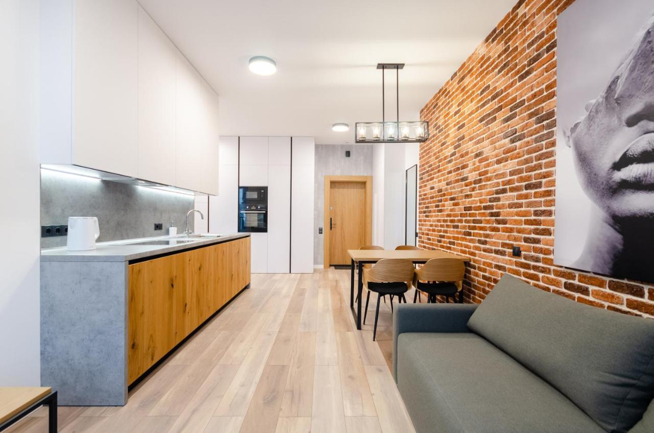 Petrovdom 160-161-166-3A-3B-131A-104A In Beautiful Apartments In Rc "Yaroslaviv Grad" Киев Экстерьер фото