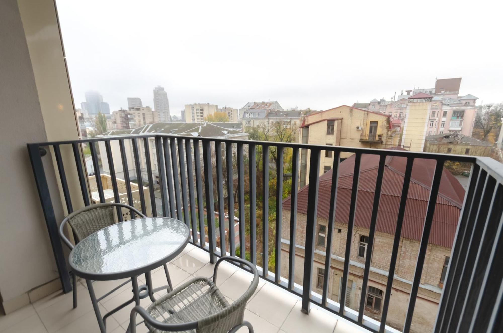 Petrovdom 160-161-166-3A-3B-131A-104A In Beautiful Apartments In Rc "Yaroslaviv Grad" Киев Экстерьер фото